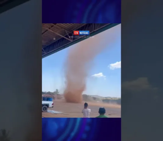 Redemoinho de poeira assusta comunidade no sertão do Maranhão