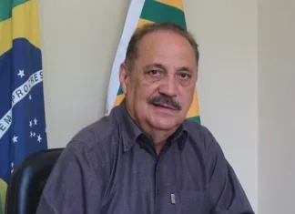 Omissão do dever de prestar contas resulta em débito de R$ 1,3 milhão para ex-prefeito de Parnarama