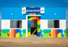 Teto de escola inaugurada em janeiro desaba no município de São João Batista